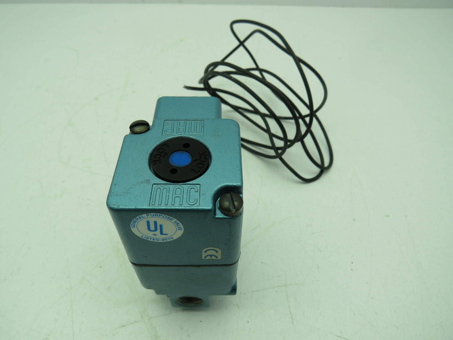 MAC 225B-110CAAD Solenoid Poppet Valve 24 VDC 15W 1/4" NPT