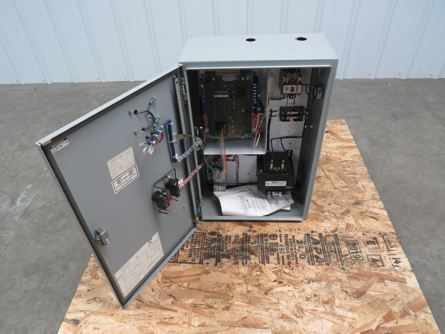 RITE-HITE DOK-LOK Commander Control Box Dock Leveler Truck Restraint Controller