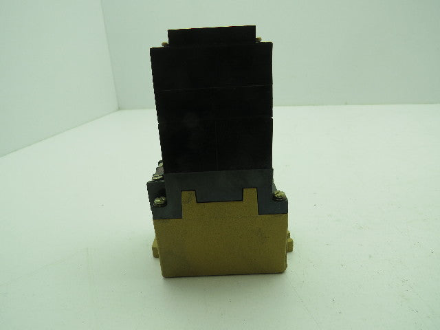 Allen-Bradley AC Control Relay Ser B 10A 120V Coil 700-P600A1 B Lot of 5