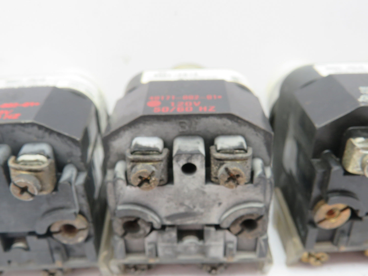 Allen Bradley 800T-PB16 Illuminated Push Button Ser T 120V WHITE NO/NC Lot of 5