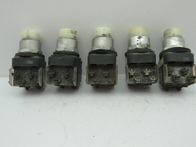 Allen Bradley 800T-PB16 Illuminated Push Button Ser T 120V WHITE NO/NC Lot of 5