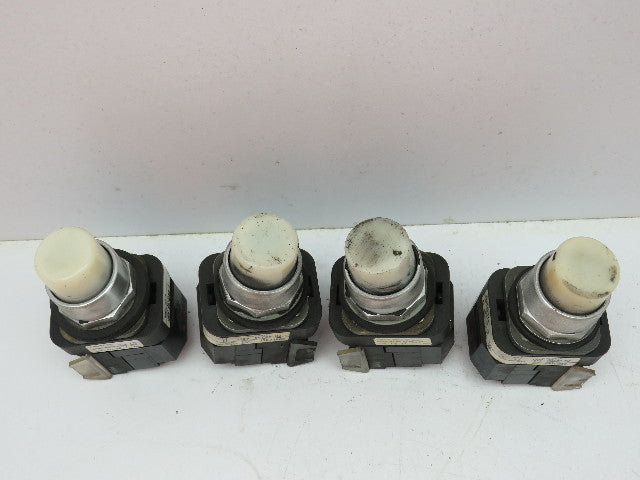 Allen Bradley 800T-PT16 Illuminated Push Button Ser T 120V WHITE NO/NC Lot of 4