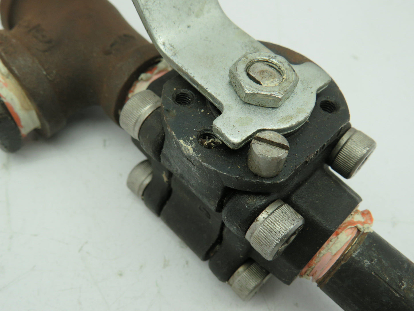Habonim Stainless Ball Valve Steel Body 1/2" NPT Class 1500