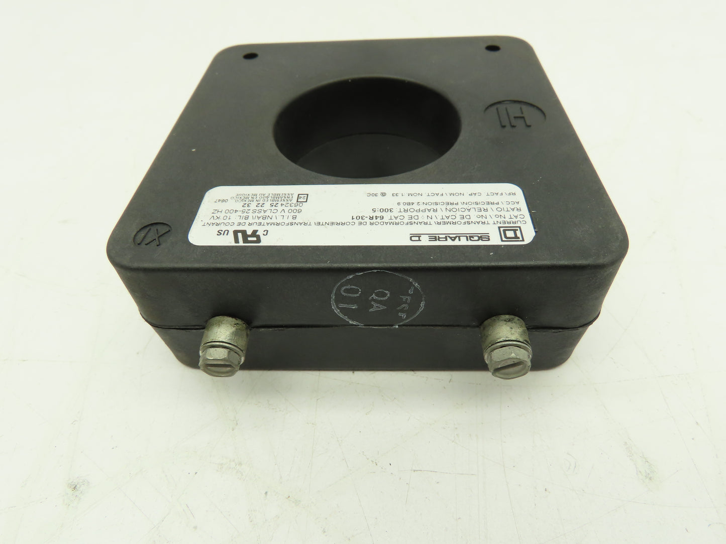 Square D 64R301 Current Transformer Solid Core 300:5A 600V 1-15/16" ID