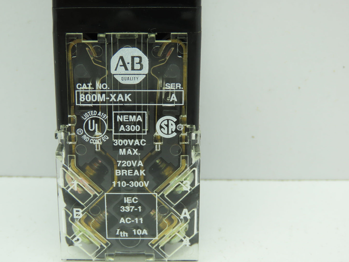 Allen Bradley 800MR-HH2BLAK/C Series C 2-Position Black Selector Switch