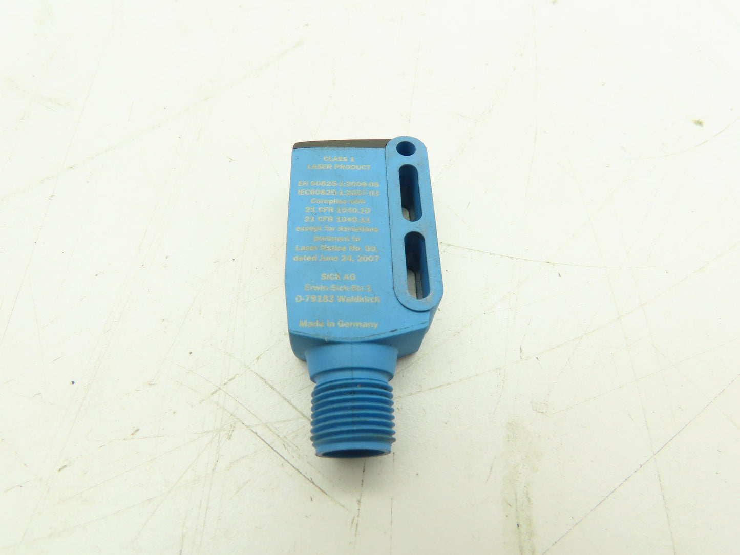SICK WL9L-3P2432 Photoelectric Sensor 10-30VDC M12 4-Pin