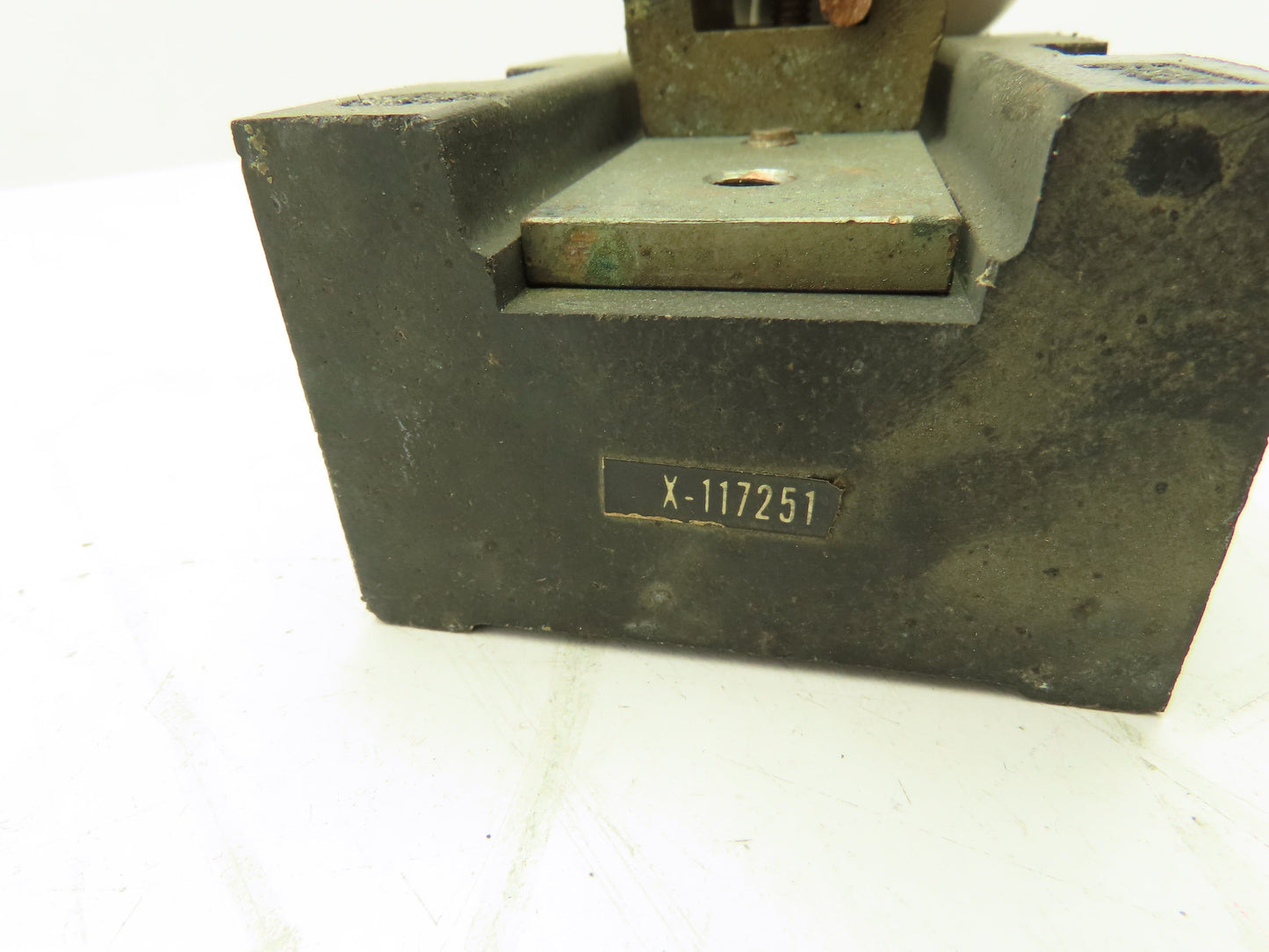 Allen-Bradley F-15235 Fuse Block w/FRS 250 Amp Class K Fuse 1-Pole 600V Fusetron