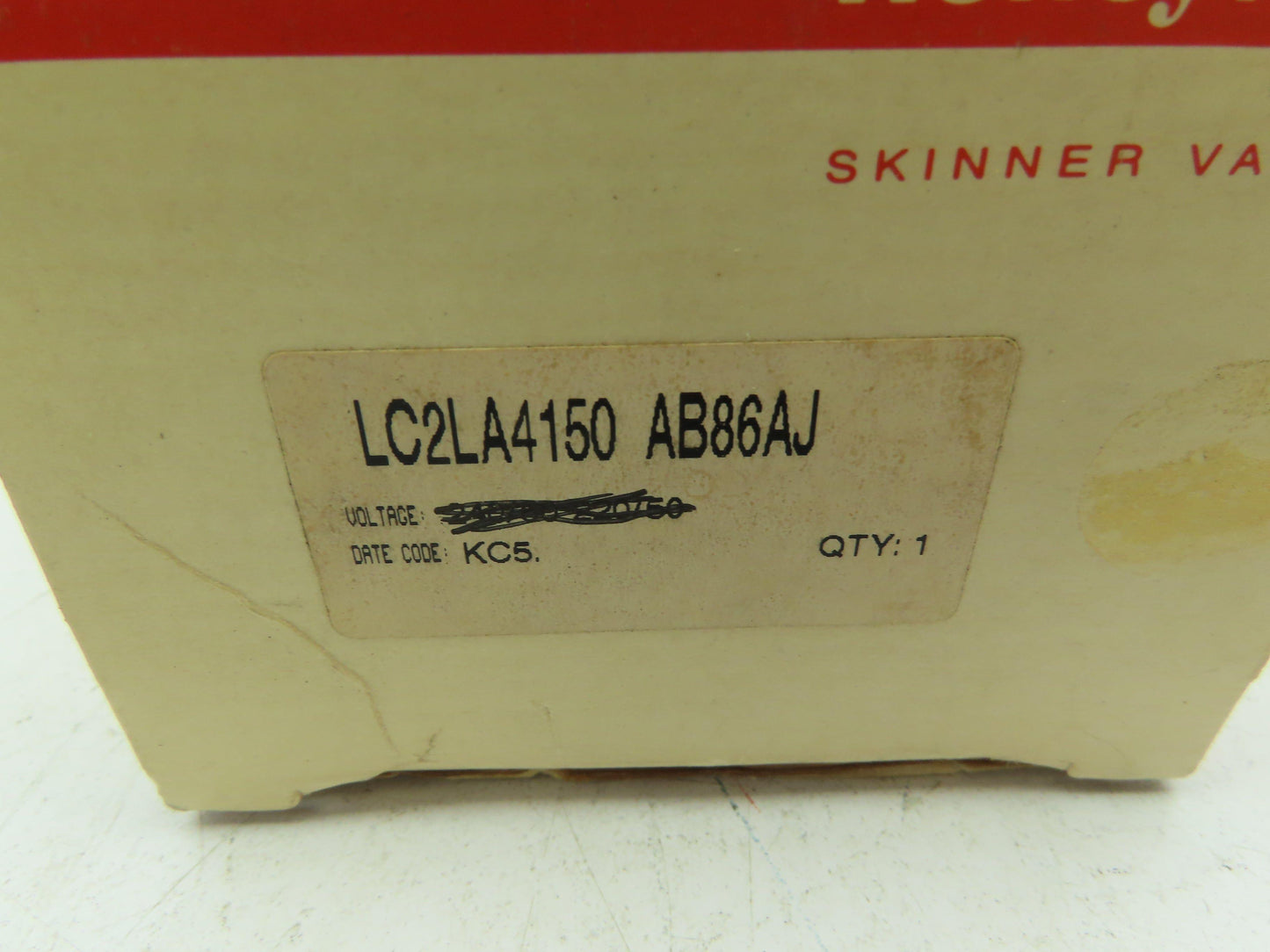 Skinner Honeywell LC2LA4150 Solenoid Valve 5-150 PSI 3/8" NPT