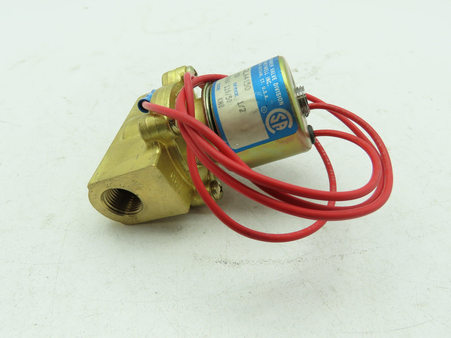 Skinner Honeywell LC2LA4150 Solenoid Valve 5-150 PSI 3/8" NPT