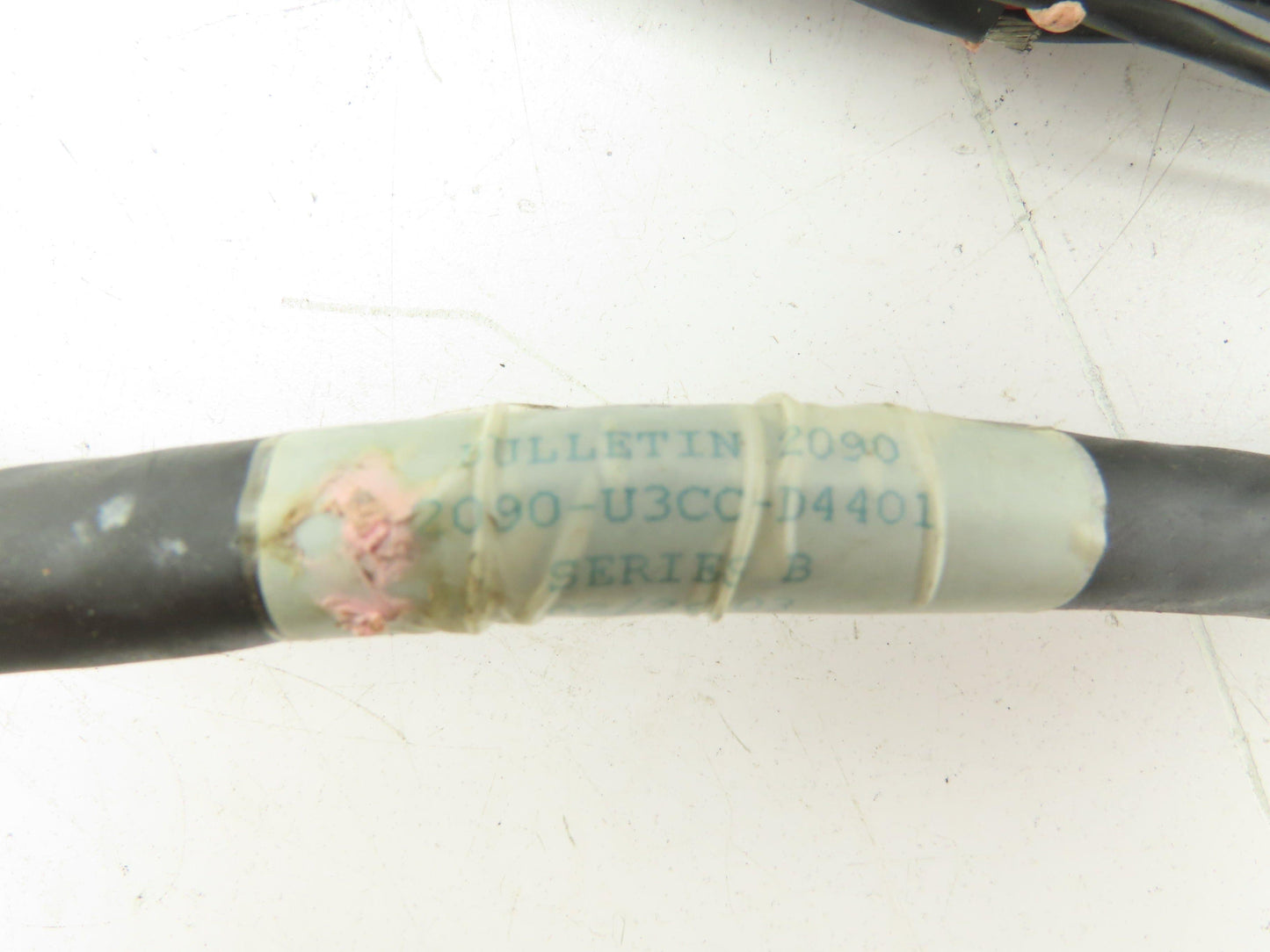 Allen-Bradley 2090-U3CC-D4401 Control Interface Cable Ser B 44-Pin 8'