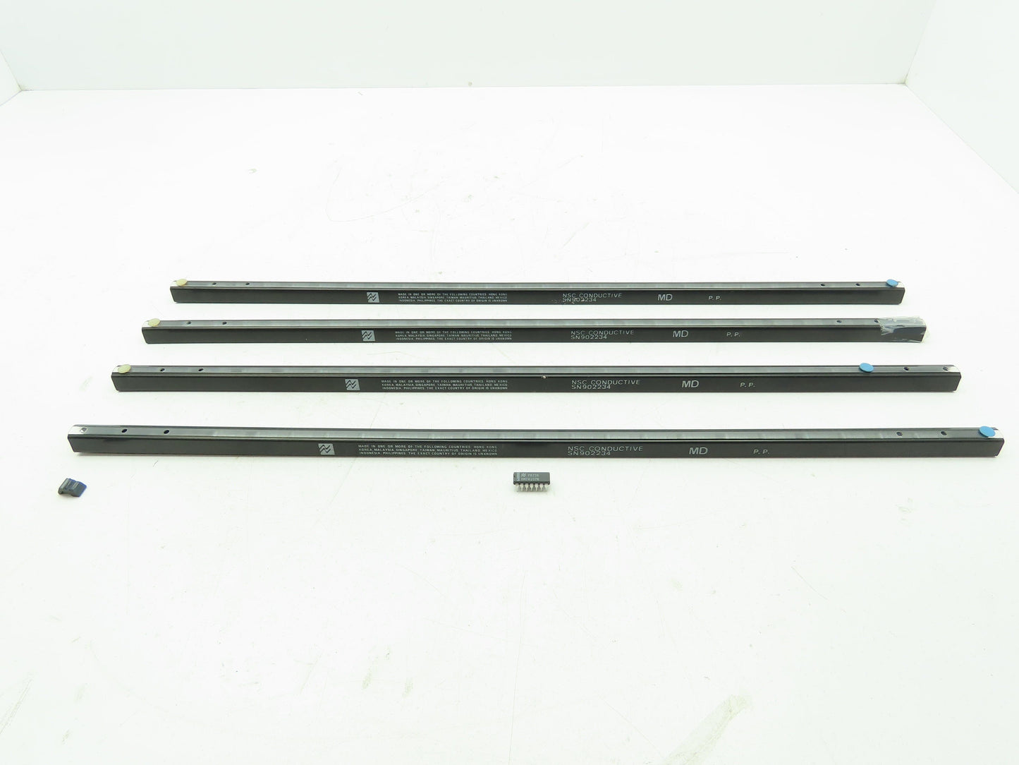 NSC DM74107N Semiconductor Flip Flop Dual DIP J/K Type 14 Pin Chip LOT OF 90
