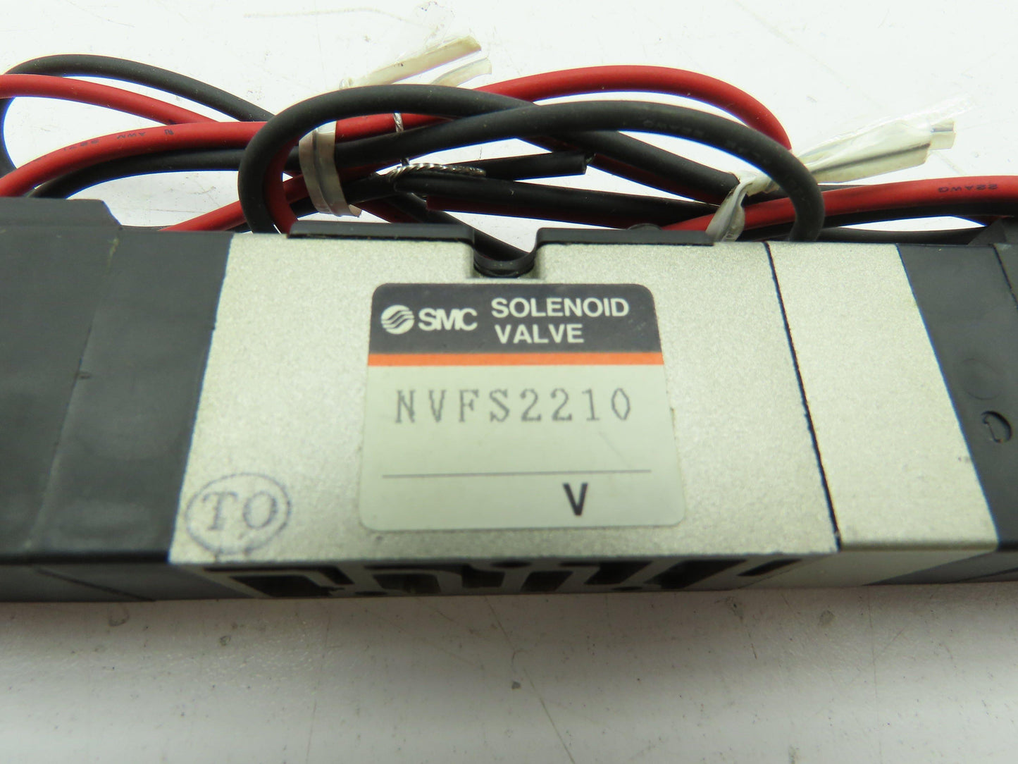 SMC NVFS2210 Double Solenoid Valve 15-150 PSI 21-26 VDC Lot of 2