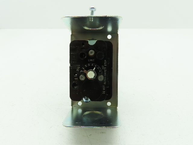 Honeywell L4069A 1078 Limit control Switch w/ 3" Insertion Lot of 5