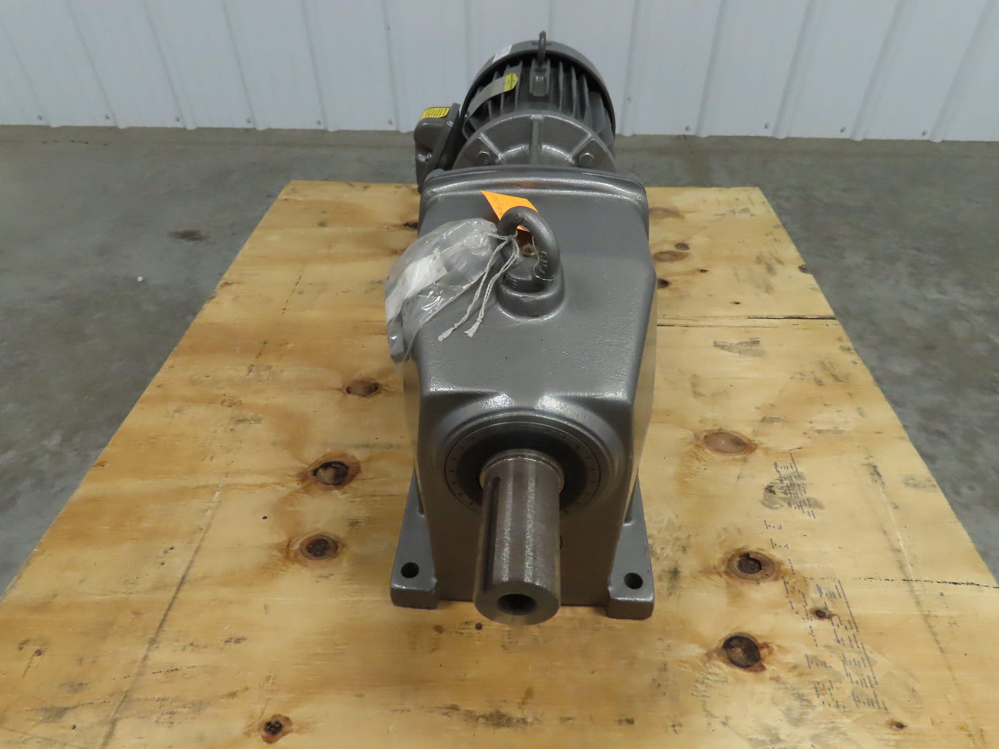 SK52 VL 180TC2-184 TC Nord Helical Inline GearBox GearMotor 575V 5Hp 38.45 Ratio
