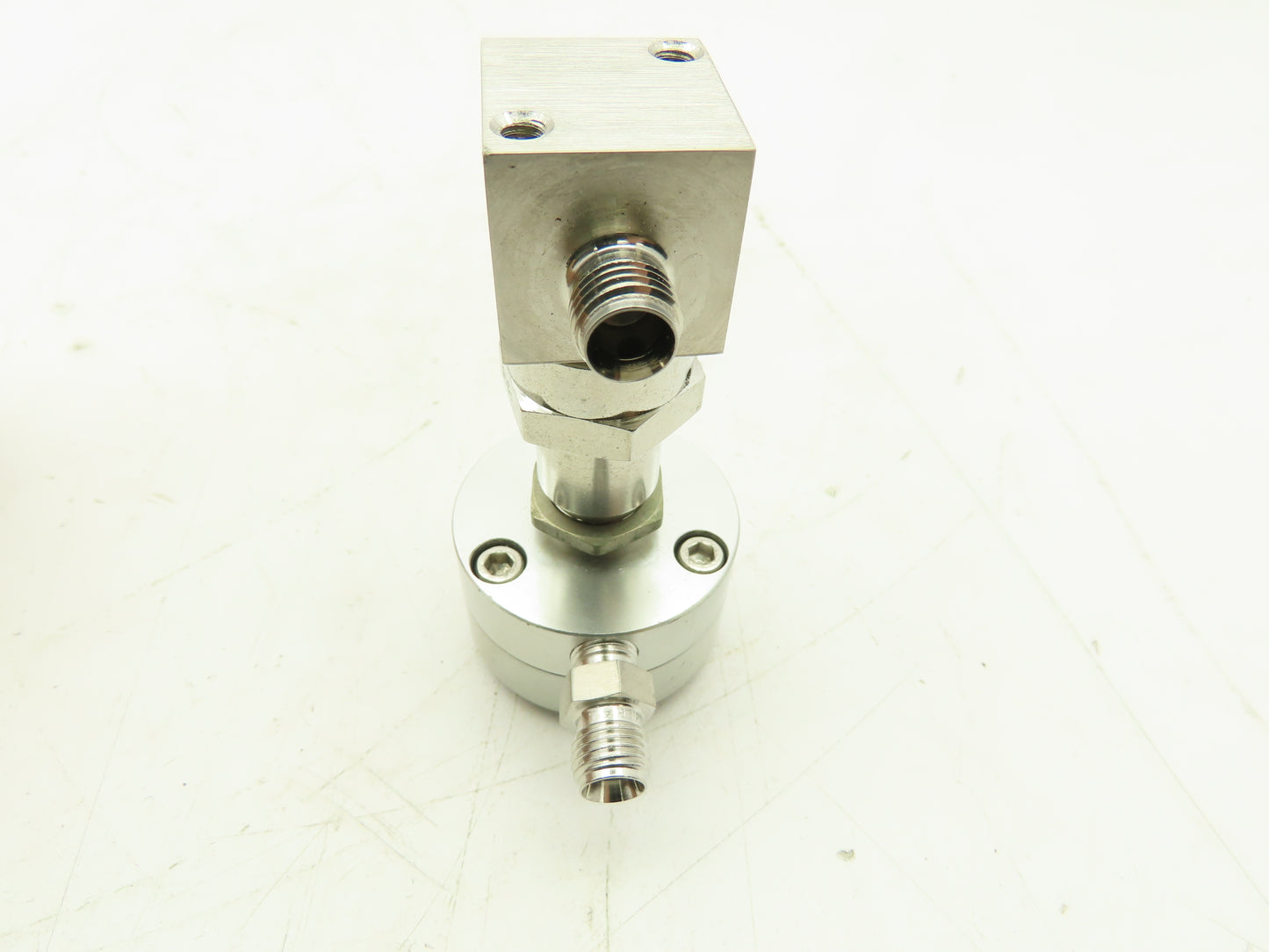 Parker 4A-P4K-11AC-SS Stainless Pneumatic Bellows Shut-Off Valve NC 1/4" Ports