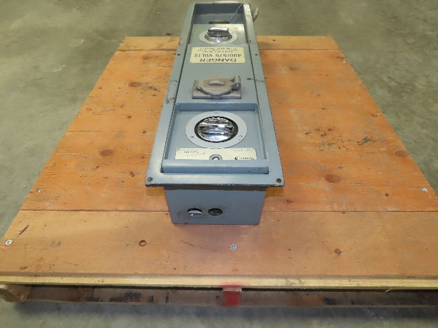 Syndevco 4335-100 Interlock Disconnect 480/575V Dual Plug 100 Amp Breaker Switch