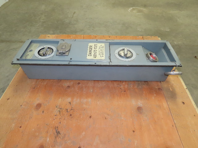 Syndevco 4335-100 Interlock Disconnect 480/575V Dual Plug 100 Amp Breaker Switch