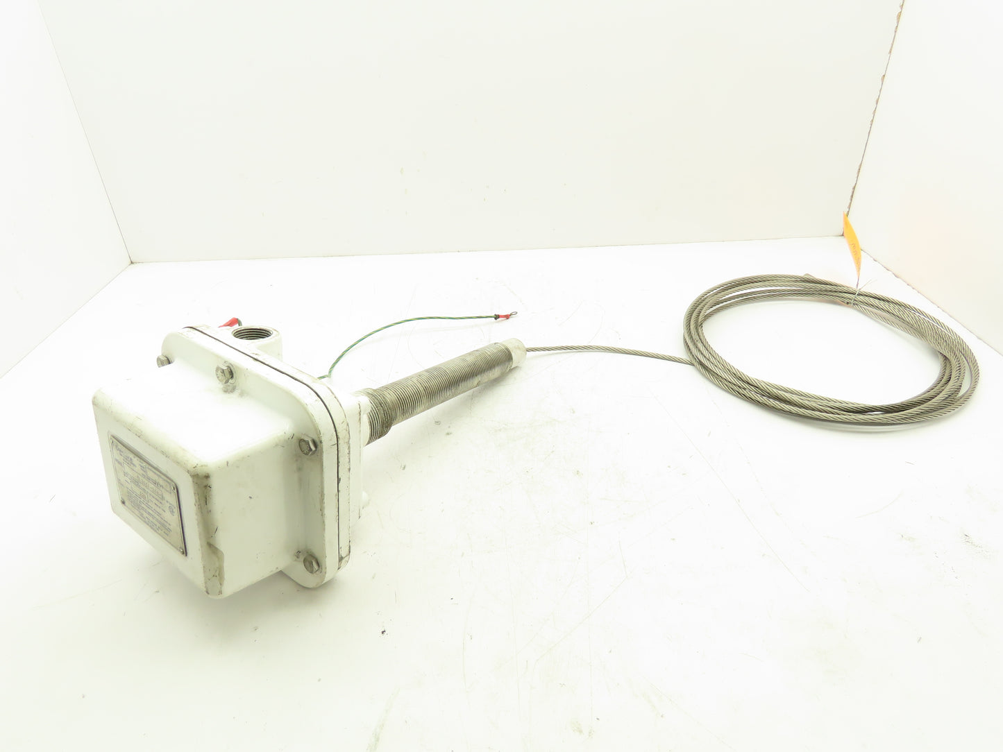 Bindicator CL3G1E-288-30 Cap-Level II Capacitance Probe Capacity Sensor 120V 1"