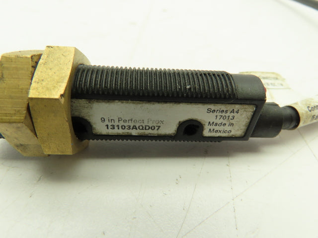 Eaton 13103AQD07 Photoelectric Diffuse Sensor Ser A4 9"Perfect Prox 10-30VDC 1W