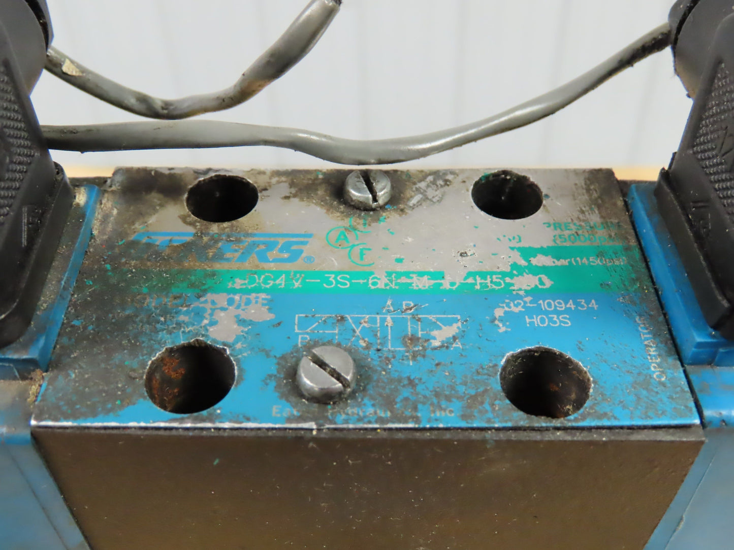 Yuken MRP-06-B-30 Directional Hydraulic Flow Control Solenoid Relief Valve Stack