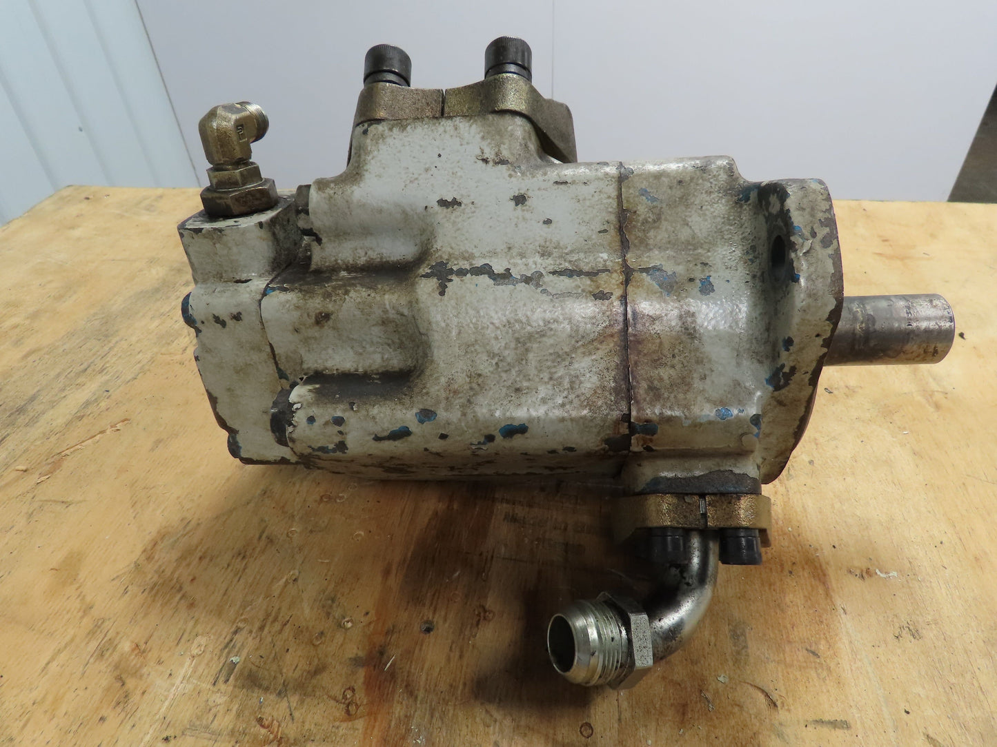 Vickers 3520V 38E 5 86 AC 22L Double Vane Hydraulic Pump 3" Inlet 38/5 GPM