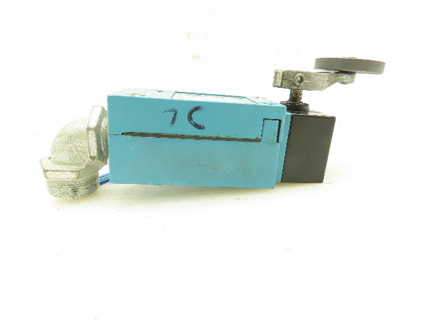Micro Switch LSQA6B134 Heavy Duty Limit Switch w/Lever Arm 1-9/16" Roller 600V