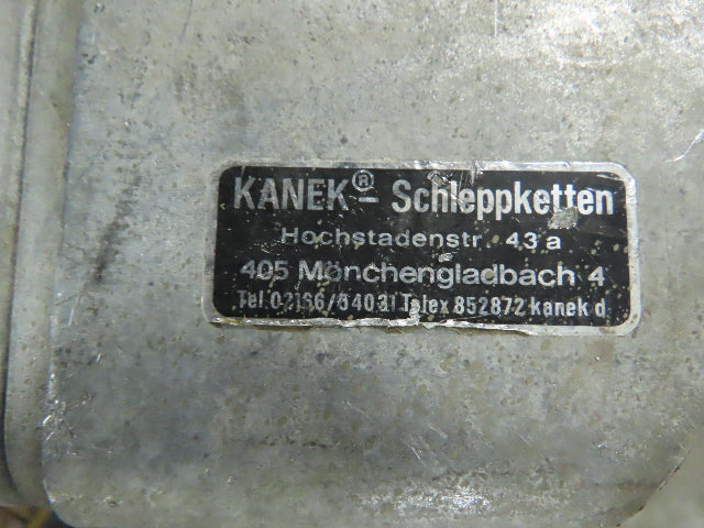 Kanek 3" x 4.25" Steel Enclosed Flexible Wireway Tray Cable Hose Carrier 56" L