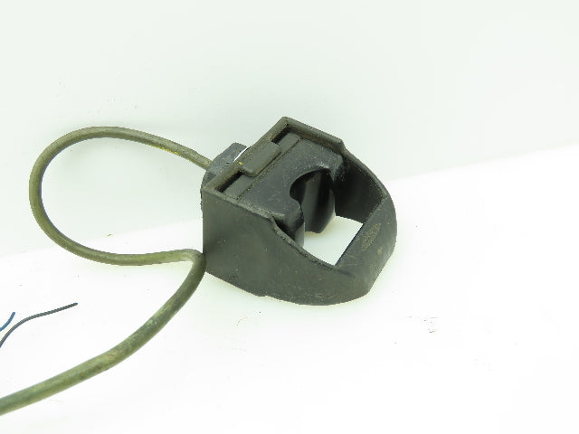 Banner OTBA5 / OTC-1-BK Momentary Action Touch Button with OTC-1-BK Field Cover