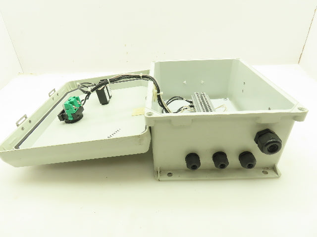 Vynckier VJ1008HWPL2 Fiberglass Sealed Enclosure W/ Stainless Back Plate