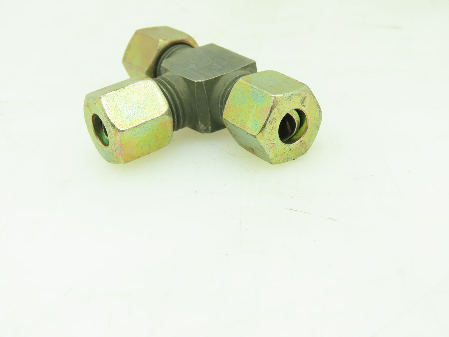 VOSS Steel Flareless Metric Union Tee Compression Fitting 8mm Tube LOT OF 5