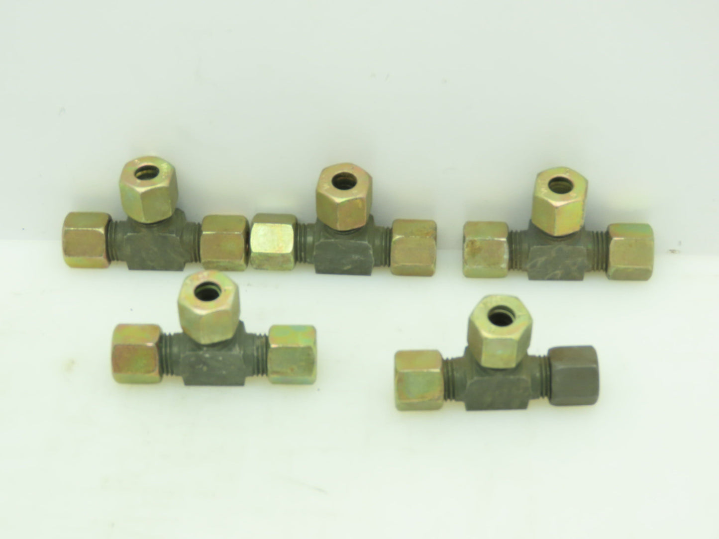 VOSS Steel Flareless Metric Union Tee Compression Fitting 8mm Tube LOT OF 5