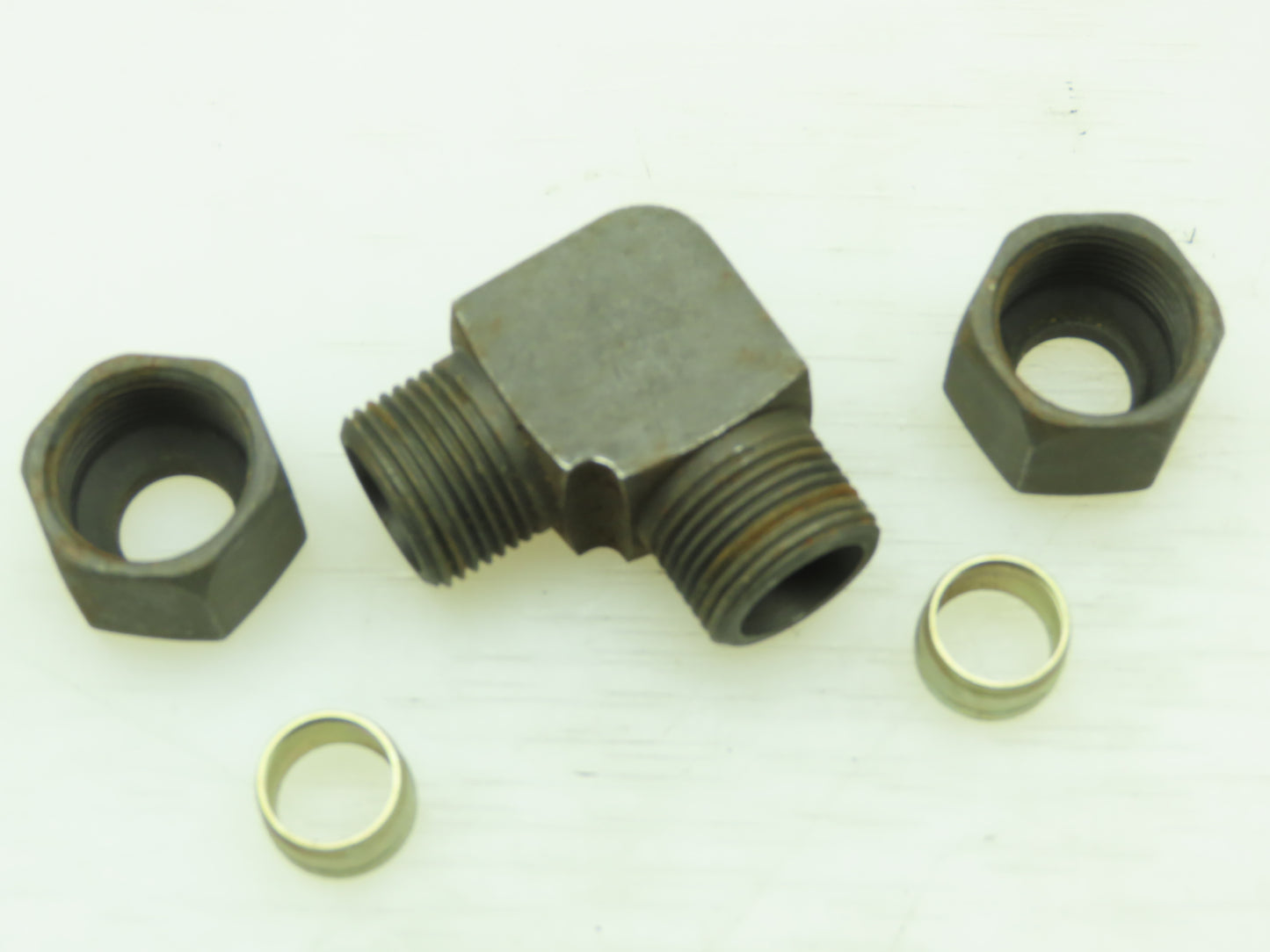 VOSS S12 Steel Flareless 90° Metric Union Compression Elbow 12mm Tube Lot of 5