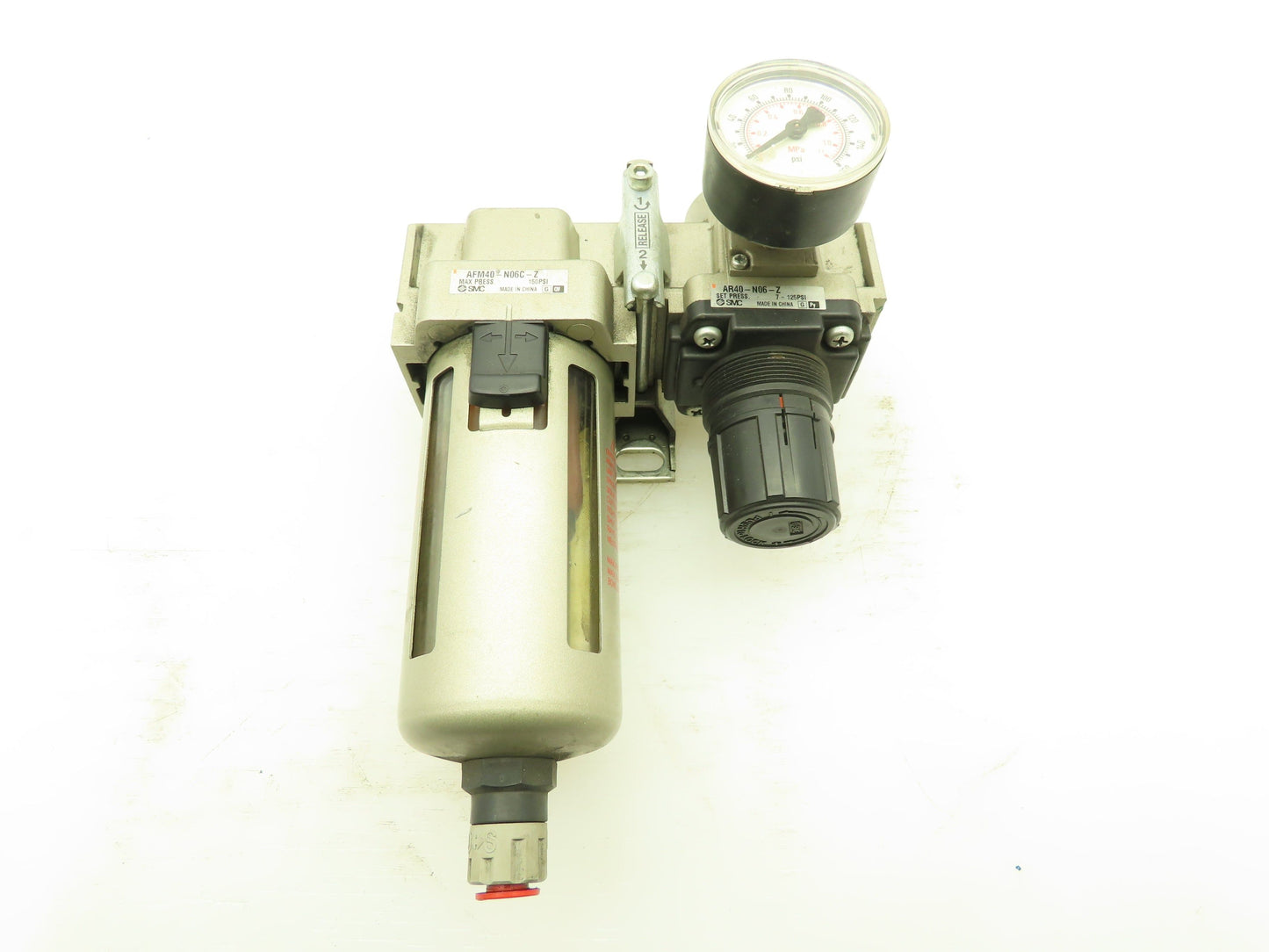 SMC AFM40-N06C-Z Pneumatic Mist Separator & AR40-N06-Z Regulator 125PSI 1/2"NPT