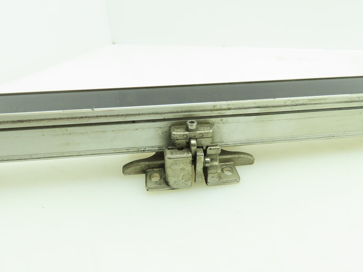 Omron F3SJ-B0945P25-D Safety Light Curtain Emitter F3SJ -B Series