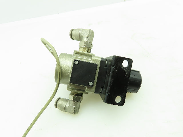 SMC ISE35-N-65-P Air Pressure Regulator Pneumatic Adjustable W/ Gauge Display
