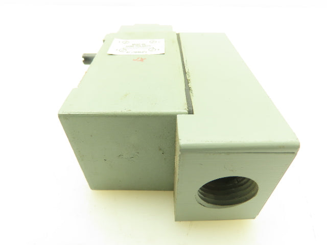 GE General Electric CR115G104 Oiltight Limit Switch 10A 600V