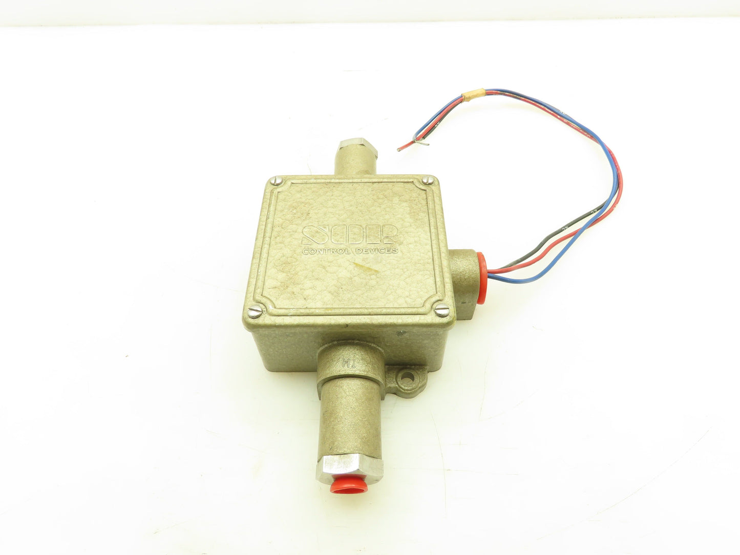 SOR 14R3-TX3-N1-C1A-X Pressure Difference Switch 8-30PSI Adj Range 1/4"NPT