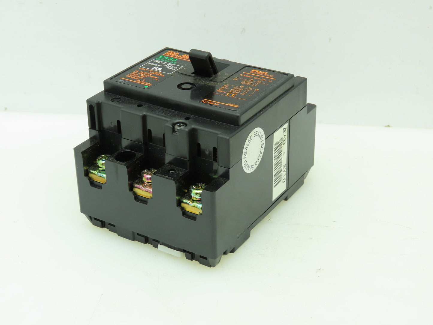 Fuji Electric EA33 BB3AEA-005 Auto Circuit Breaker 5-Amp 3-Pole 220/460V 50/60Hz