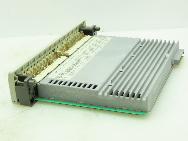 AEG Modicon AS-B807-132 Input Module PLC I/O 32Pt 120VAC 800 Series