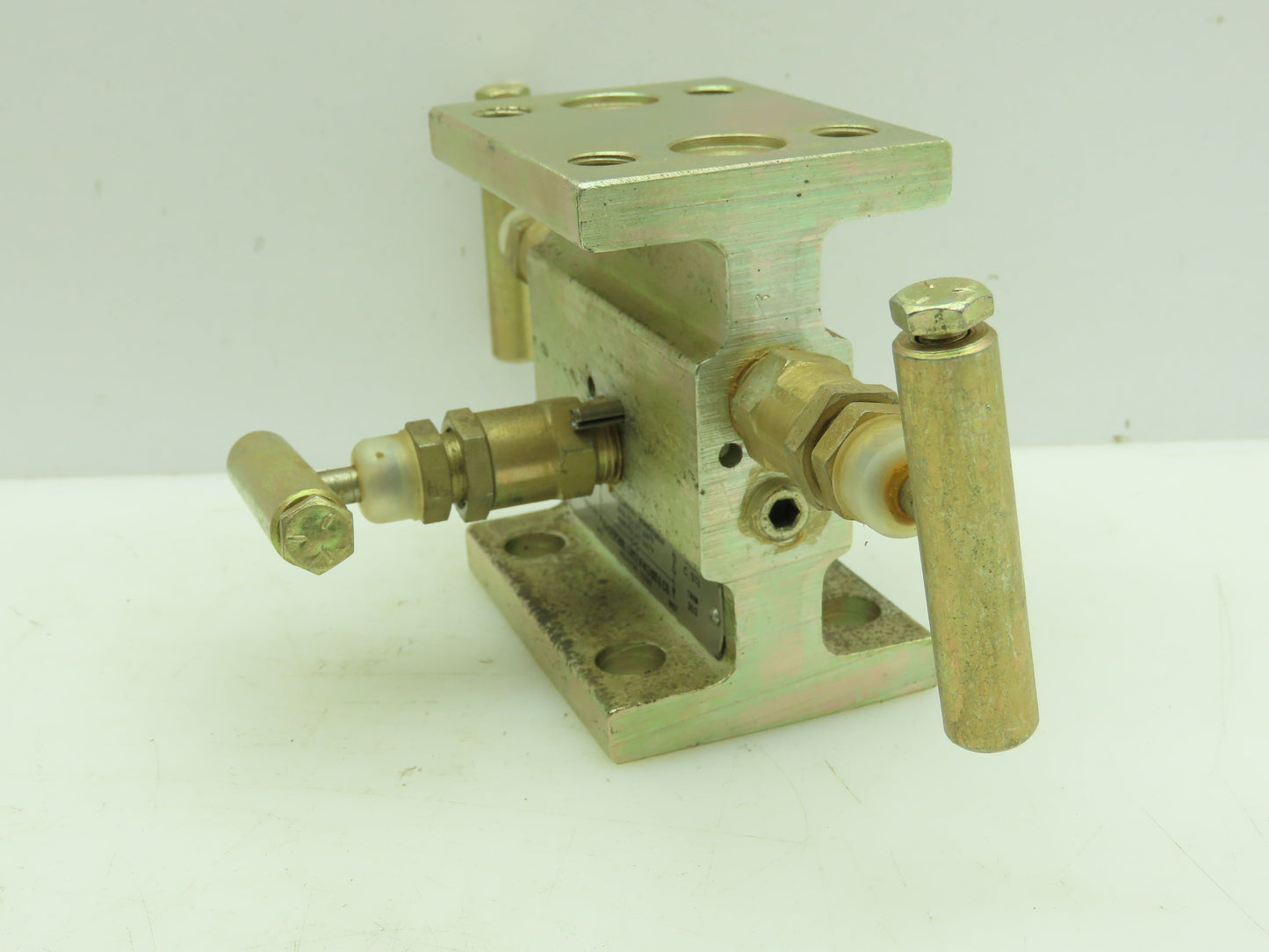 Anderson & Greenwood Co 02-2565-540 Hydraulic Manual Instrument Manifold 6000PSI