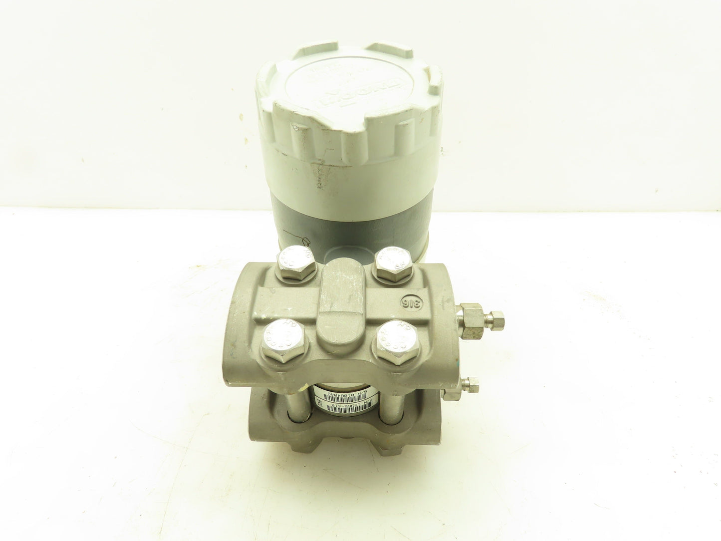 340D2AH12BNNNNN Differential Pressure Transmitter Switch 0-450" H2O 2000PSI