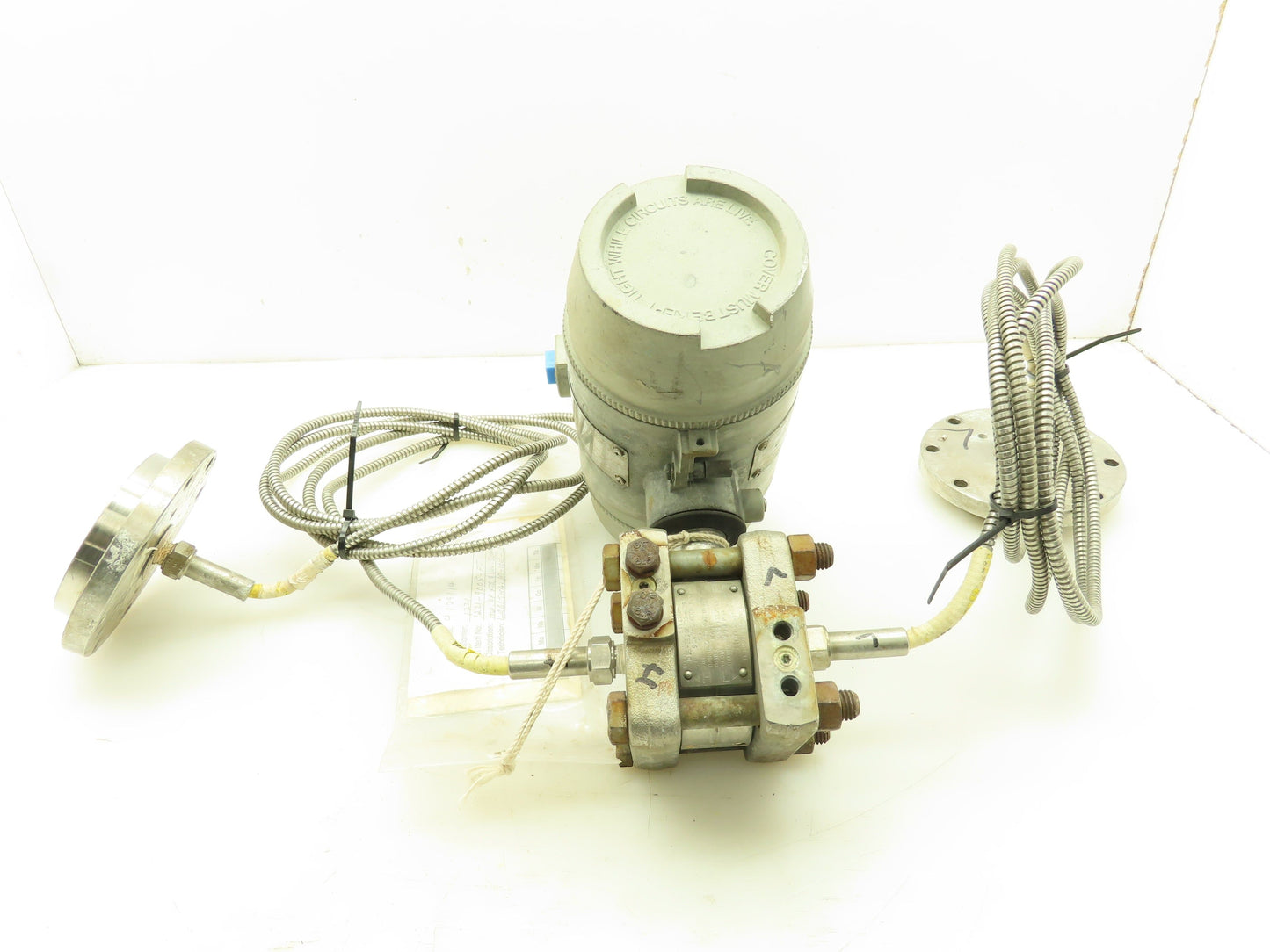Honeywell ST3000 Smart Pressure Transmitter Flanged Sensor Plates 0-100" H2O