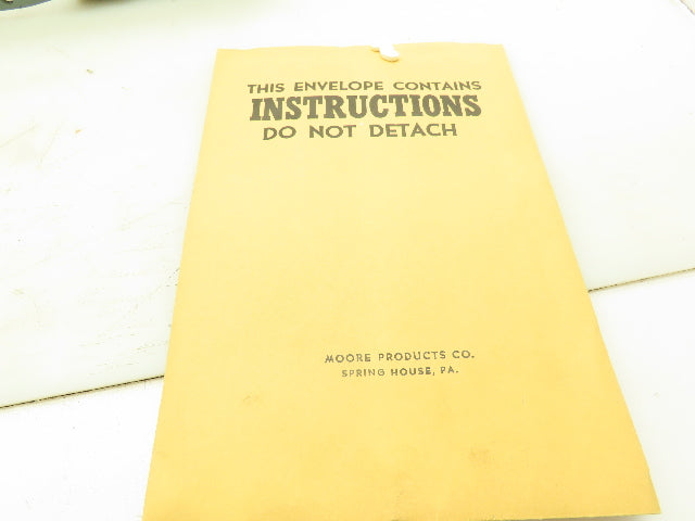 Moore 174S Pneumatic Air Pressure Transmitter M110015-1 0-6 IN H2O