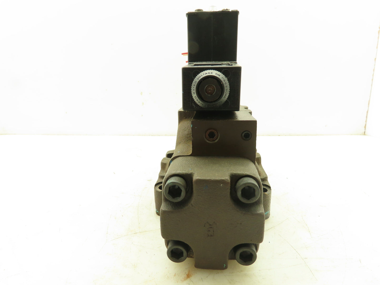 Bosch FD4 BSHS W06SA 62 Hydraulic Directional Solenoid Spool Valve 115V 3000PSI