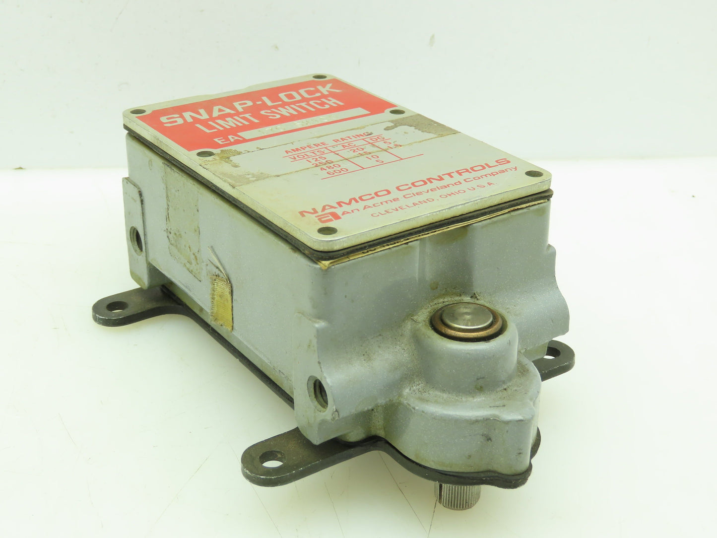 Namco EA170 52100 Rotary SNAP-LOCK Limit Switch EA170-52100