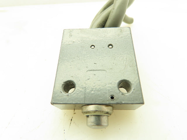 Micro Switch 914CEI-6 Top Plunger Limit Switch 5A 125/250V 1NO 1NC Lot of 2