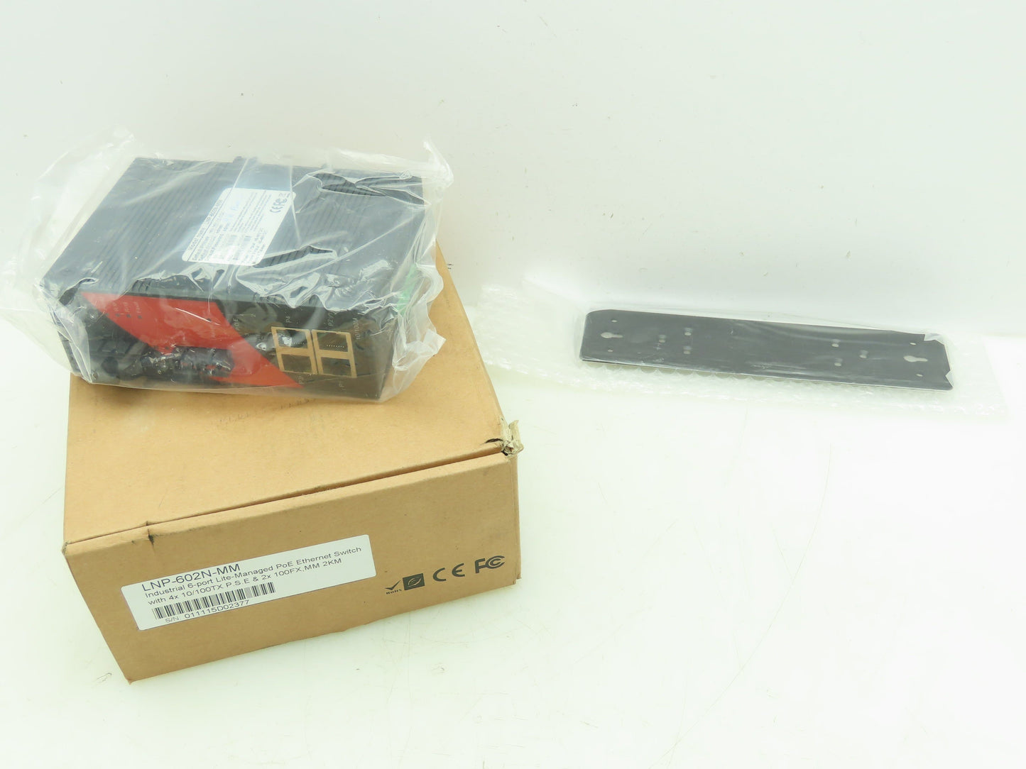 LanoLinx LNP-602N-MM 6-port Industrial Lite- Managed PoE Ethernet Switch
