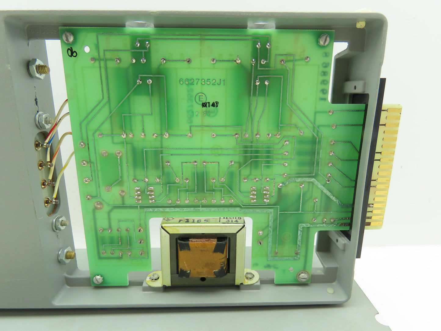 Bailey Controls RY2331 Edgewise Vertical Panel Meter 0-10 x 10% 120VAC 3.5VA
