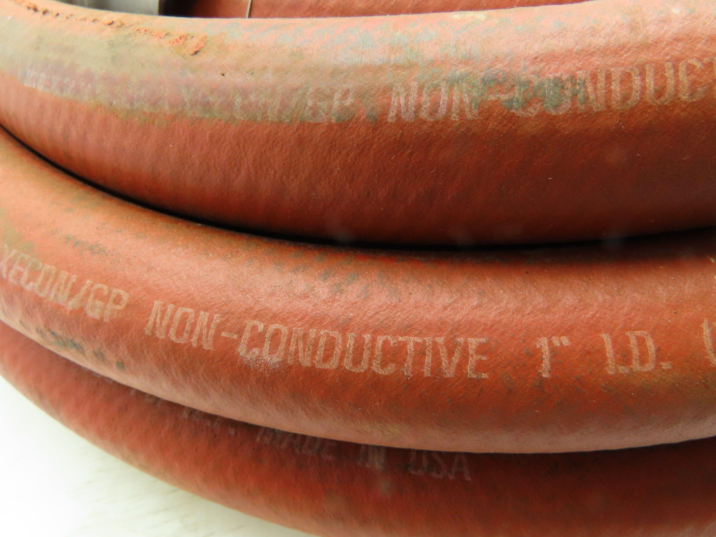 Thermoid Maxecon/GP Non-Conductive Red Hose 300PSI 1"ID x 35'Long Quick Connects