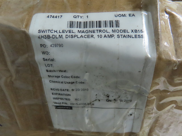 Magnetrol XB15-4H3B-DLM Float Liquid Level Switch Stainless SS F316L 4" Flanged